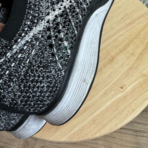 Lot of 2 Nike Flyknit Racer Oreo / Volt 2.0 Men's Sz 5 Women Sz 6.5 - Picture 7 of 16